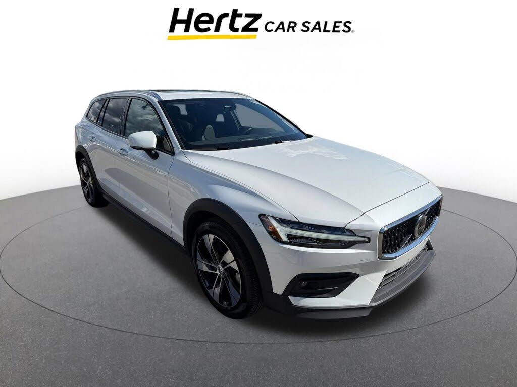 2025 Volvo V60 Cross Country B5 Plus AWD