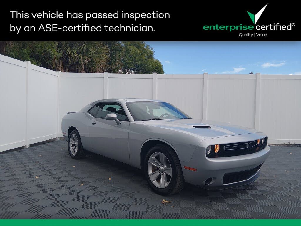 2023 Dodge Challenger SXT RWD