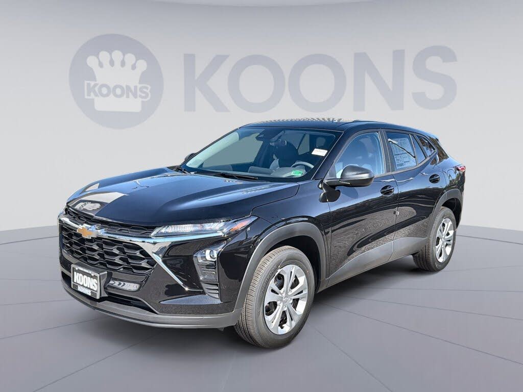 2026 Chevrolet Trax LS FWD