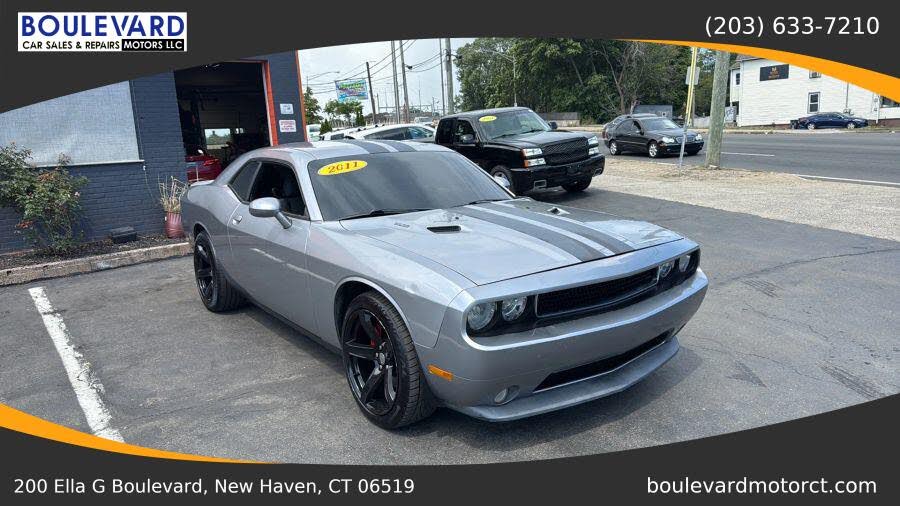 2011 Dodge Challenger R/T RWD