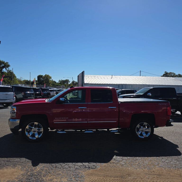 2017 Chevrolet Silverado 1500 LTZ Crew Cab 4WD