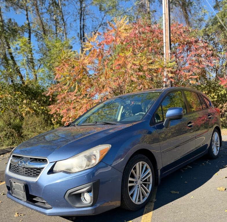 2013 Subaru Impreza 2.0i Limited Hatchback