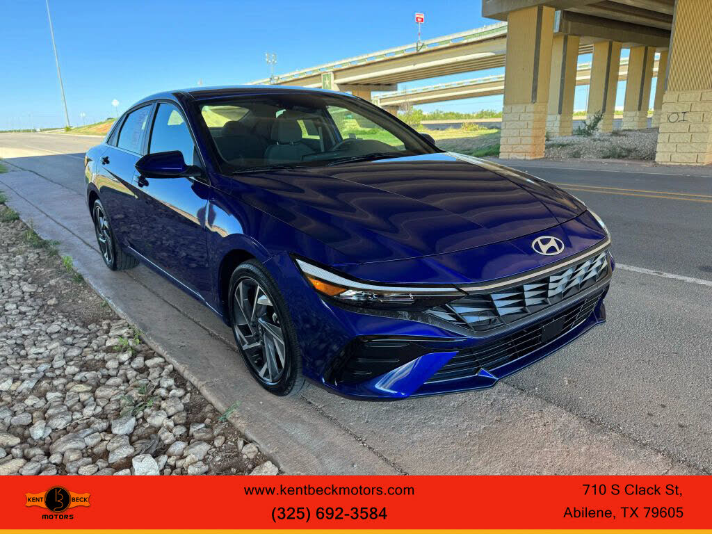 2025 Hyundai Elantra SEL Convenience FWD