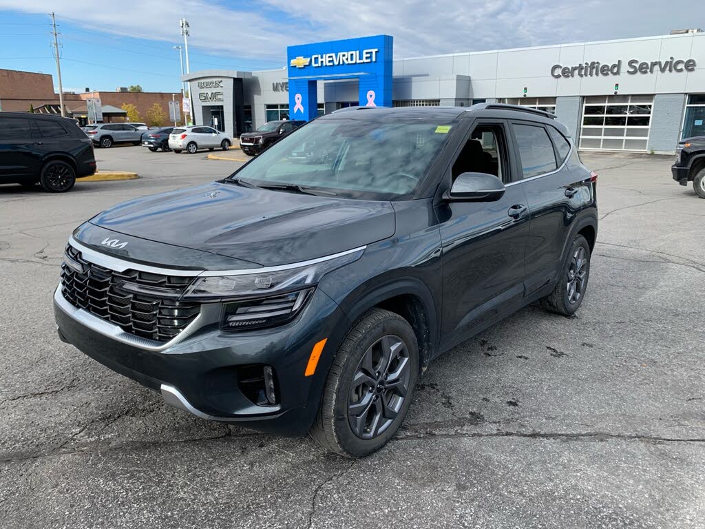 2025 Kia Seltos EX AWD