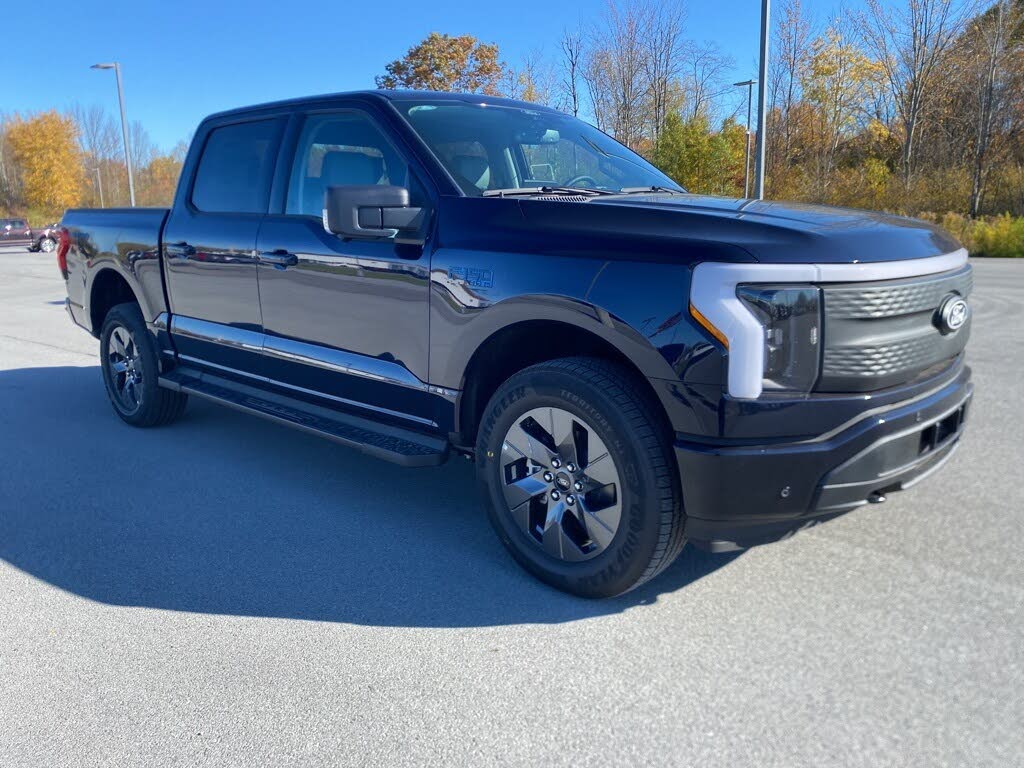2025 Ford F-150 Lightning Flash SuperCrew AWD