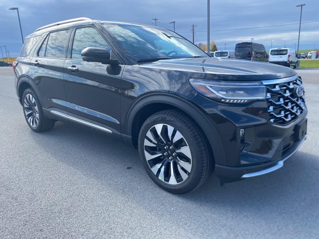 2026 Ford Explorer Platinum AWD