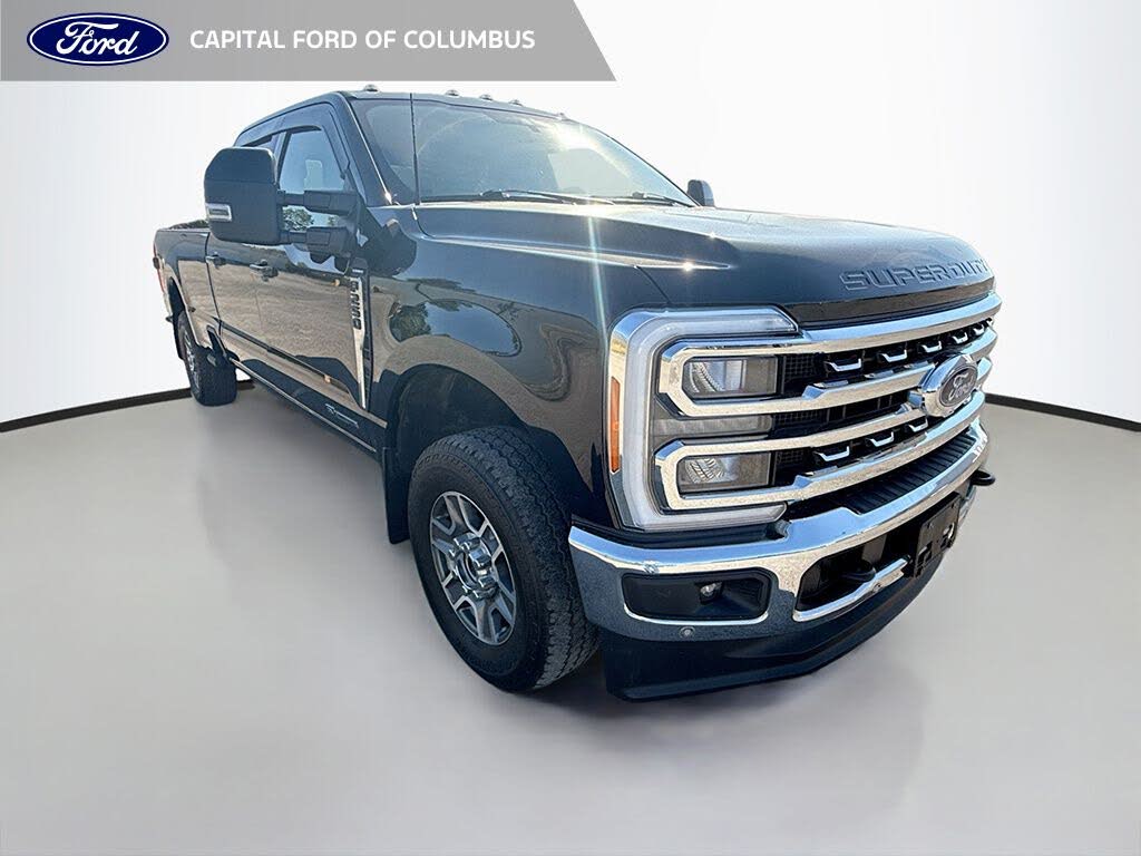 2023 Ford F-250 Super Duty Lariat Crew Cab 4WD