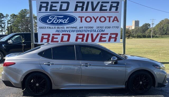 2025 Toyota Camry XSE FWD