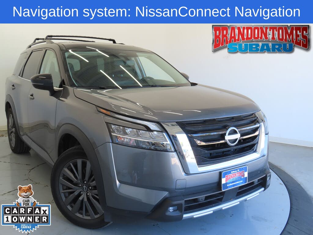 2022 Nissan Pathfinder SL FWD