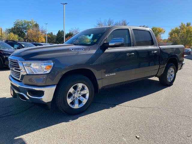 2024 RAM 1500 Laramie Crew Cab 4WD