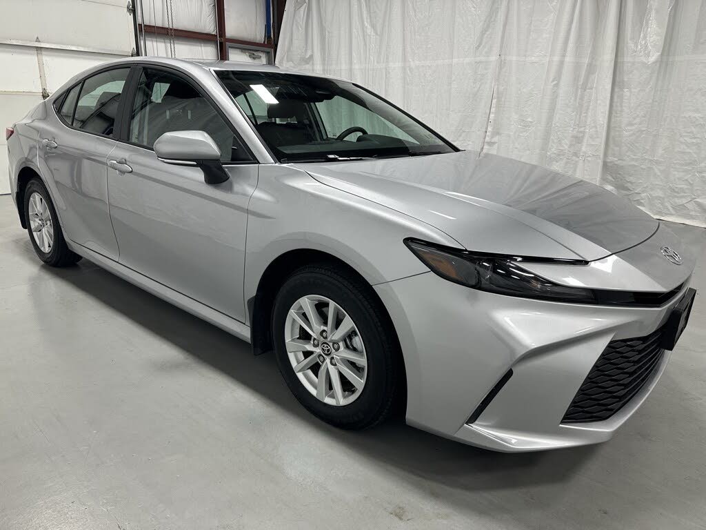 2025 Toyota Camry LE AWD