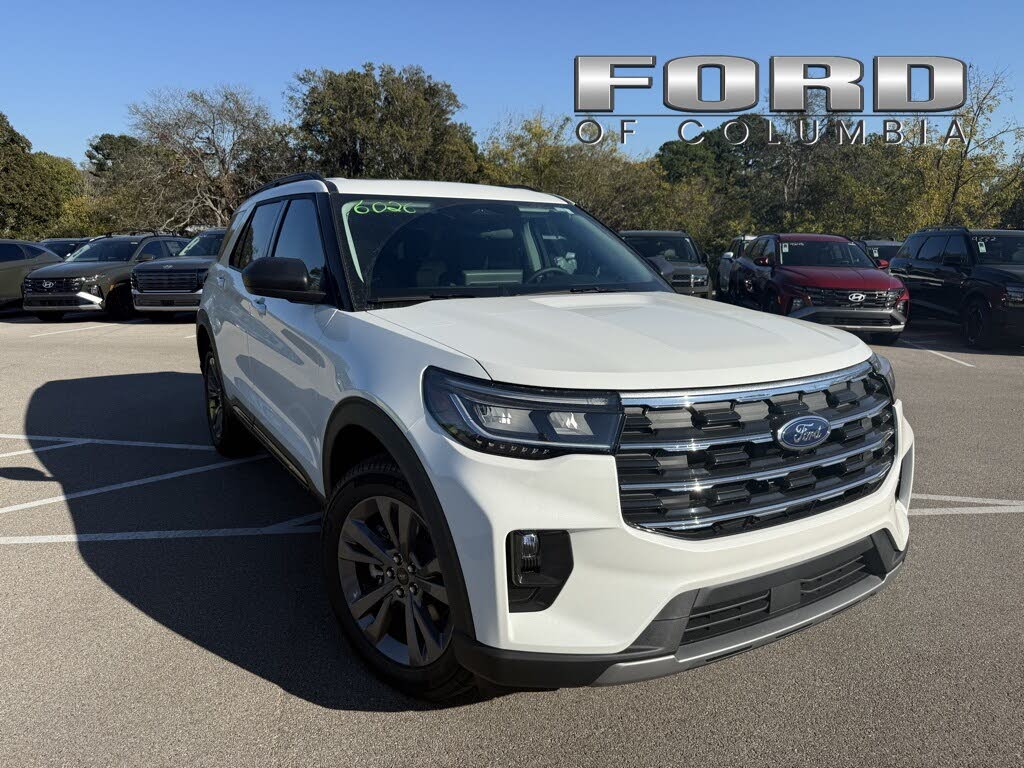 2026 Ford Explorer Active AWD