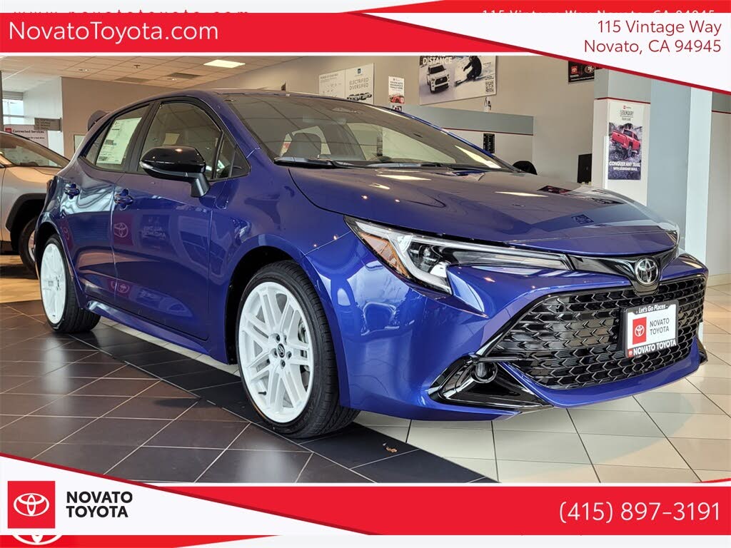 2026 Toyota Corolla Hatchback SE FWD