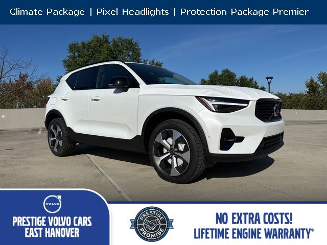 2026 Volvo XC40 B5 Plus AWD
