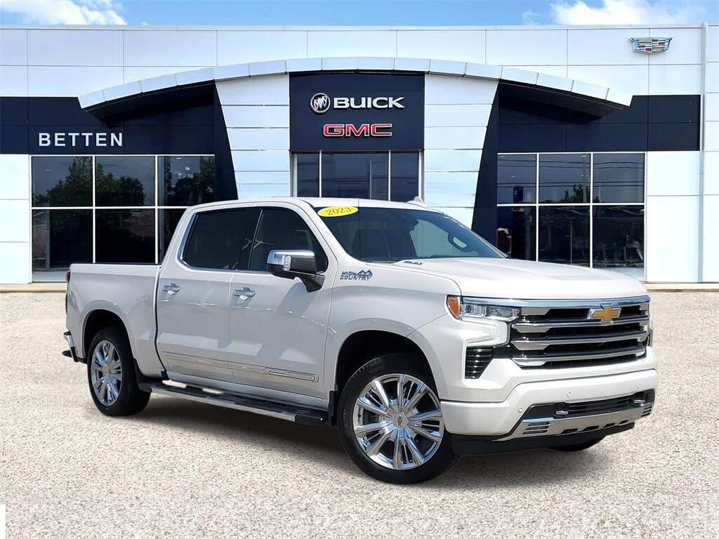 2023 Chevrolet Silverado 1500 High Country Crew Cab 4WD
