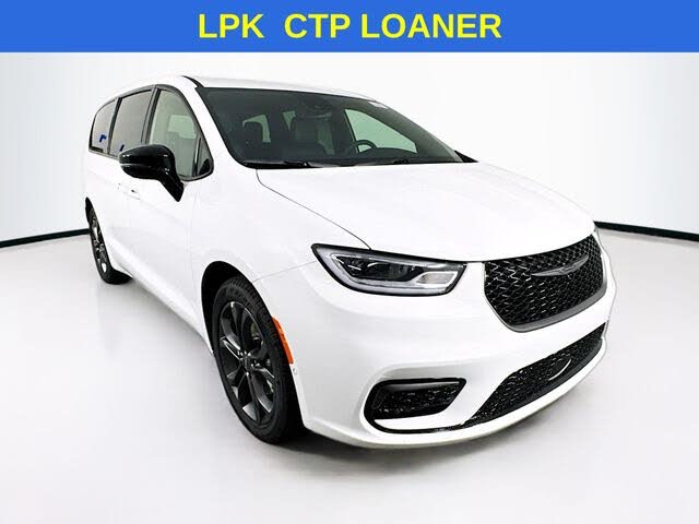 2026 Chrysler Pacifica Select FWD