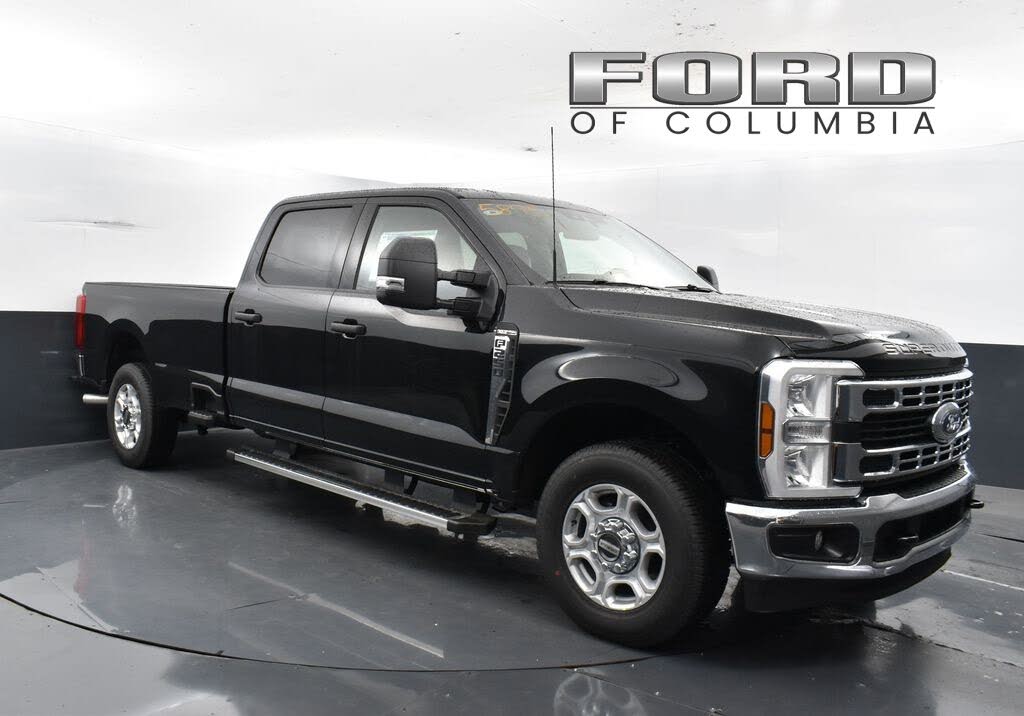 2026 Ford F-250 Super Duty XLT Crew Cab RWD