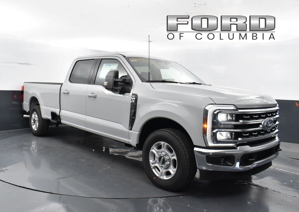 2026 Ford F-250 Super Duty XLT Crew Cab RWD