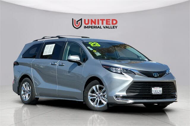 2023 Toyota Sienna XLE 7-Passenger FWD