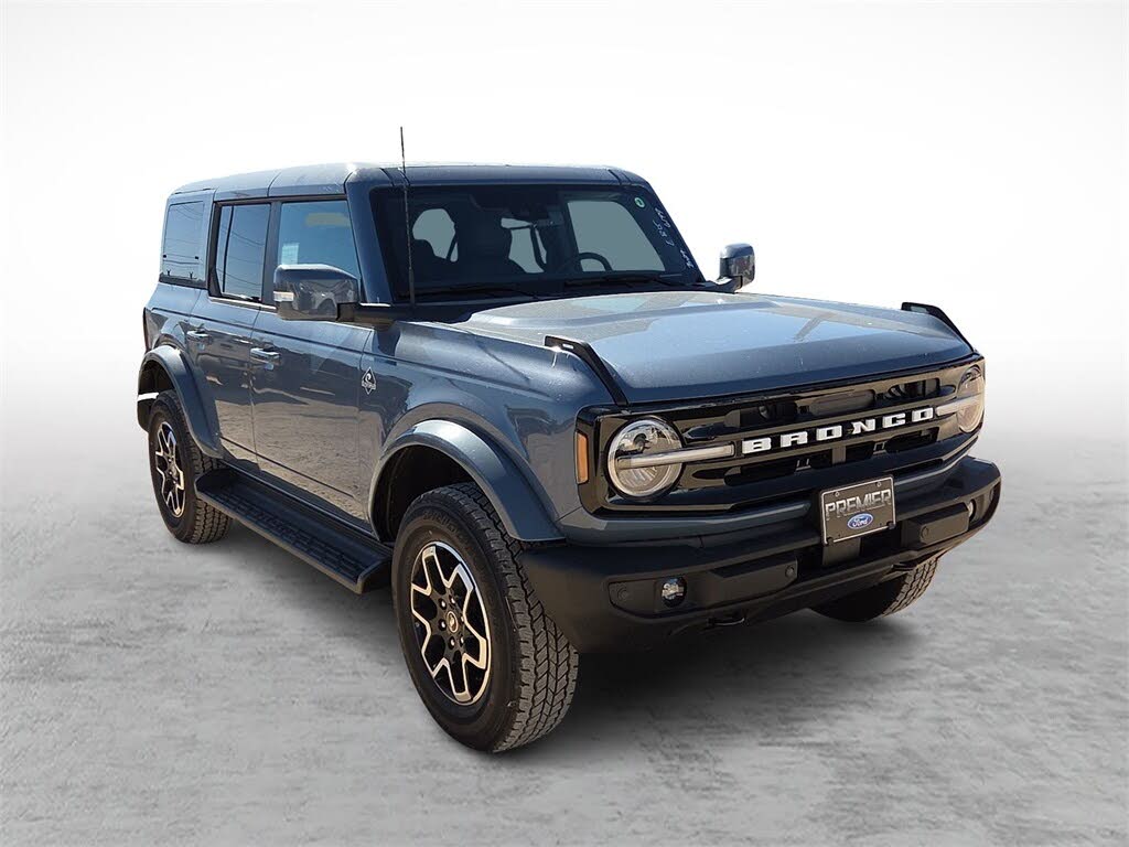 2025 Ford Bronco Outer Banks 4-Door 4WD