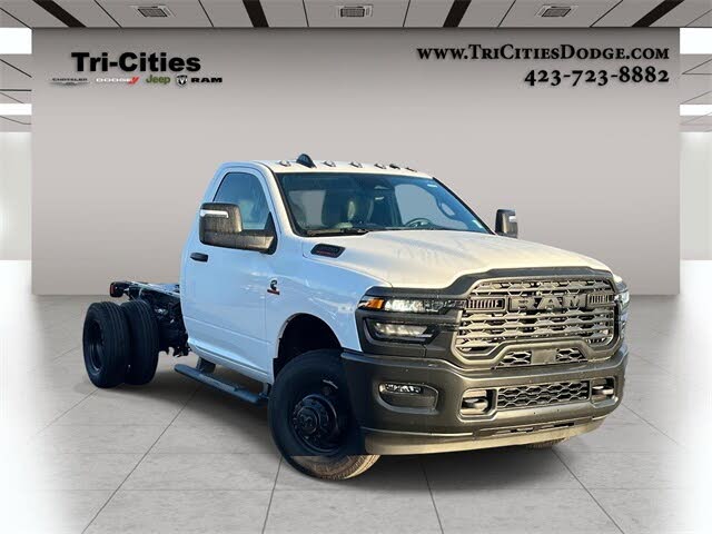2025 RAM 3500 Chassis Tradesman Regular Cab DRW 4WD