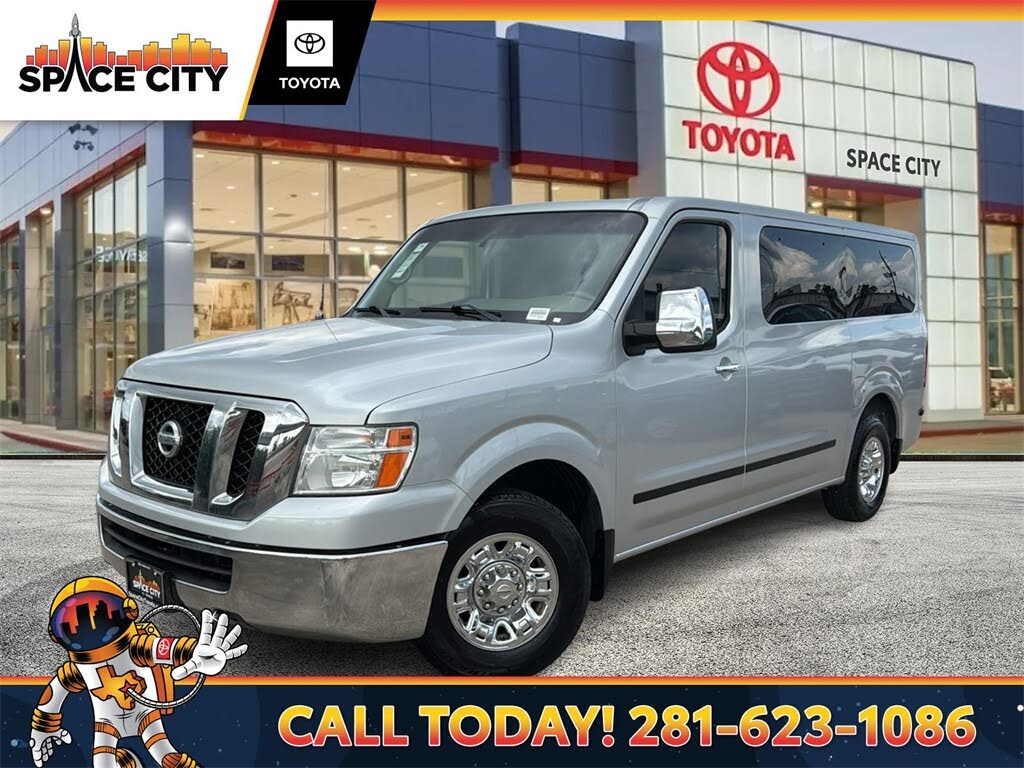 2019 Nissan NV Passenger V6 SV RWD