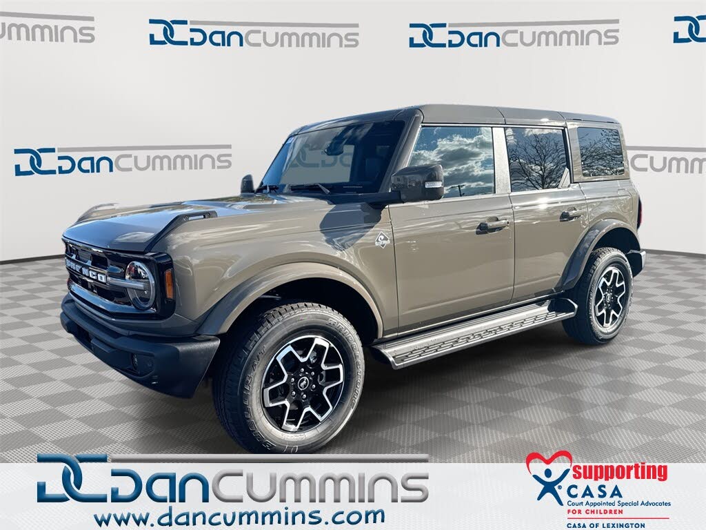2025 Ford Bronco Outer Banks 4-Door 4WD