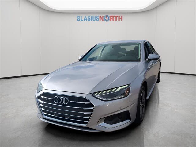 2022 Audi A4 quattro Premium Plus 40 TFSI AWD