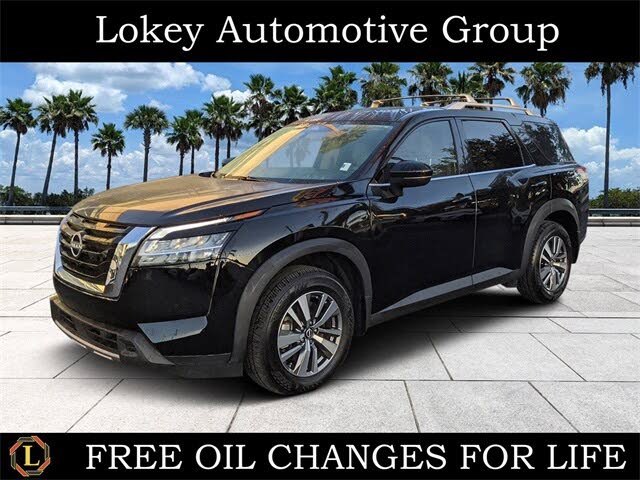 2023 Nissan Pathfinder SL 4WD