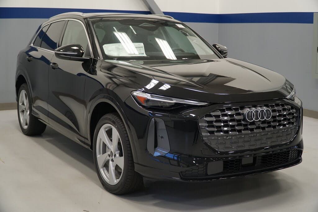 2025 Audi Q5 quattro Premium Plus 40 TFSI