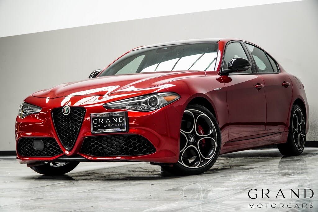 2022 Alfa Romeo Giulia Veloce AWD