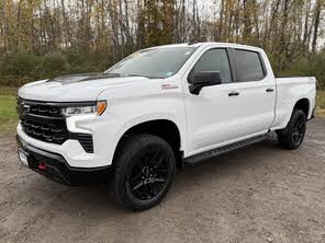 Chevrolet Silverado 1500 LT Trail Boss Crew Cab 4WD