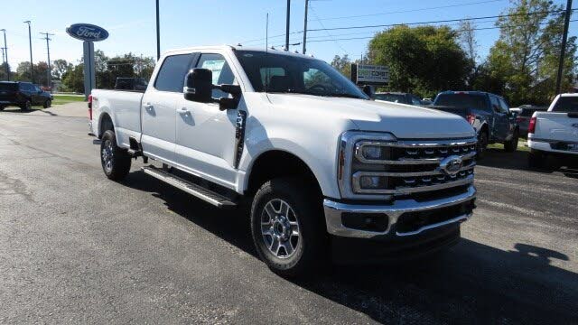 2026 Ford F-350 Super Duty Lariat Crew Cab 4WD