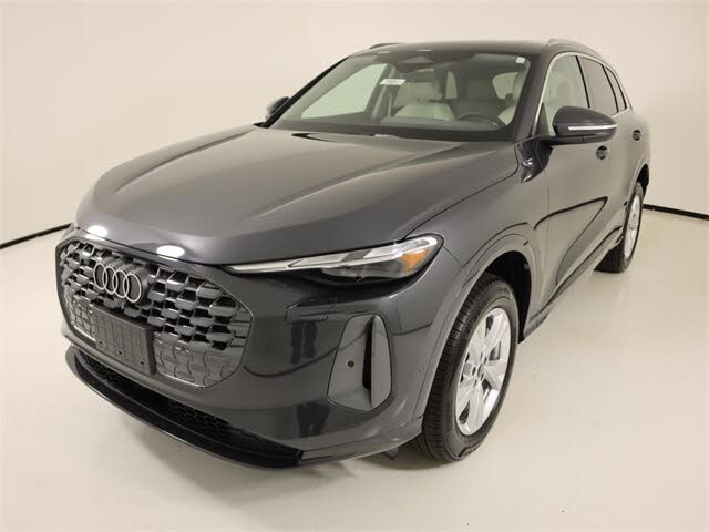 2025 Audi Q5 quattro Premium 40 TFSI