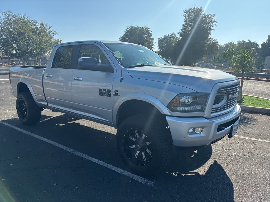2018 RAM 2500 Laramie Crew Cab 4WD