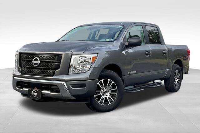 2024 Nissan Titan SV Crew Cab 4WD