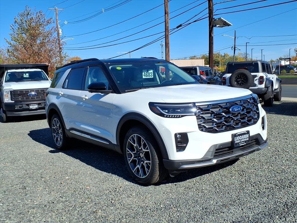 2025 Ford Explorer Platinum AWD
