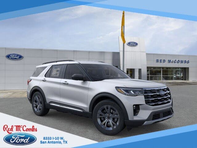 2025 Ford Explorer Active AWD