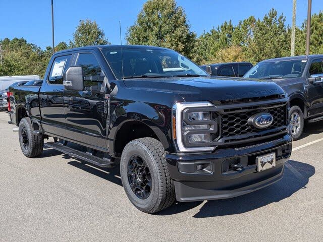 2026 Ford F-250 Super Duty XL Crew Cab 4WD