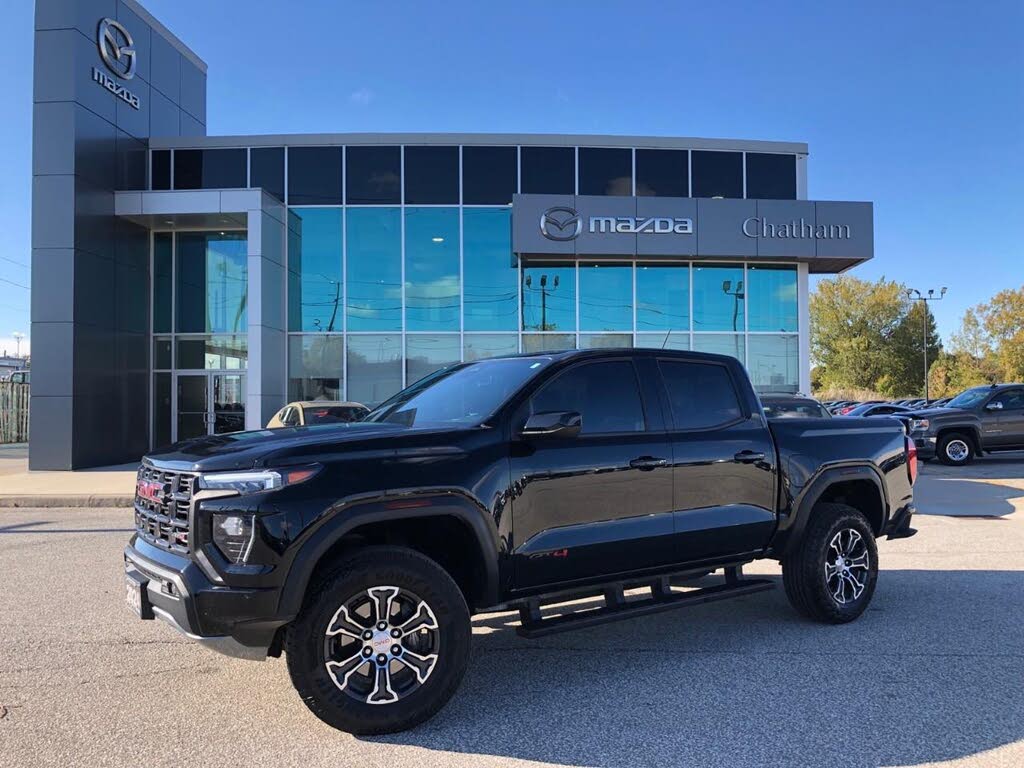 GMC Canyon AT4 Crew Cab 4WD 2024