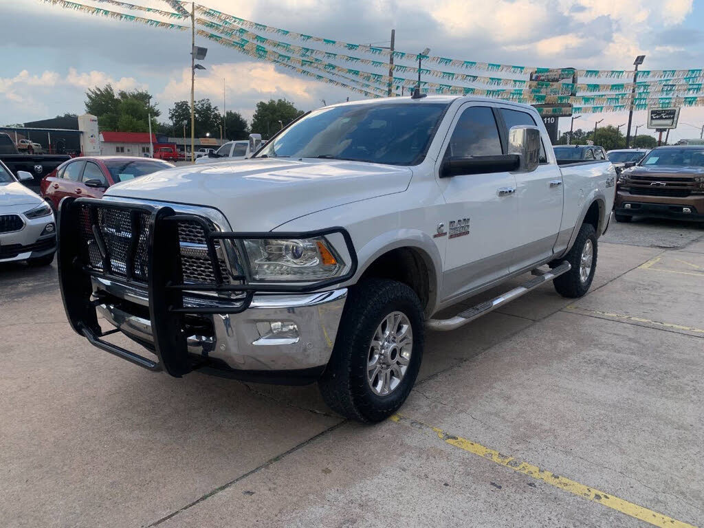 2017 RAM 2500 Laramie Crew Cab 4WD