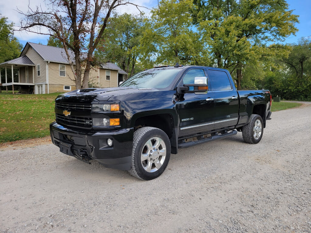 2018 Chevrolet Silverado 2500HD LTZ Crew Cab 4WD