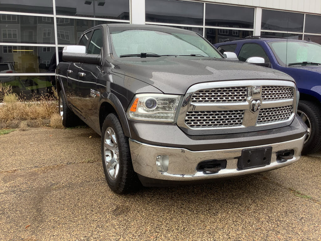 2016 RAM 1500 Laramie Crew Cab 4WD
