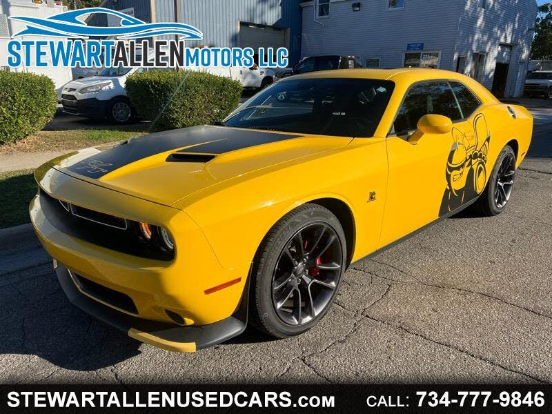 2018 Dodge Challenger R/T Scat Pack RWD