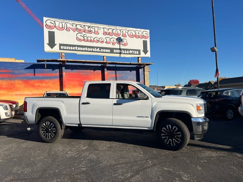2018 GMC Sierra 2500HD Base Crew Cab SB 4WD