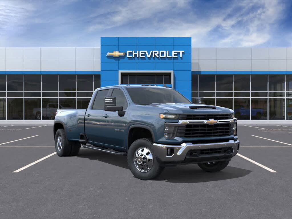 2026 Chevrolet Silverado 3500HD LT Crew Cab 4WD