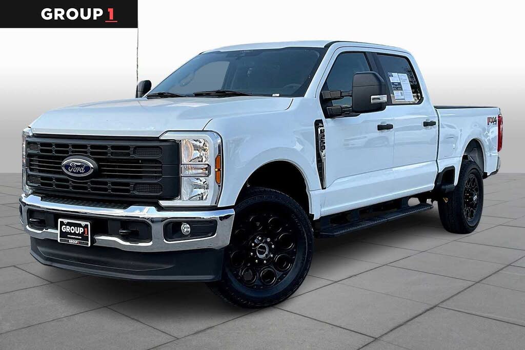 2024 Ford F-250 Super Duty XL Crew Cab 4WD