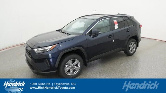2025 Toyota RAV4 XLE FWD