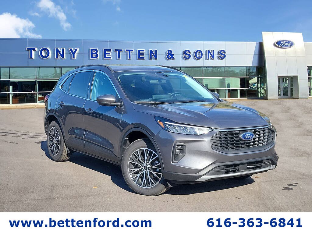 2026 Ford Escape Hybrid Plug-in FWD