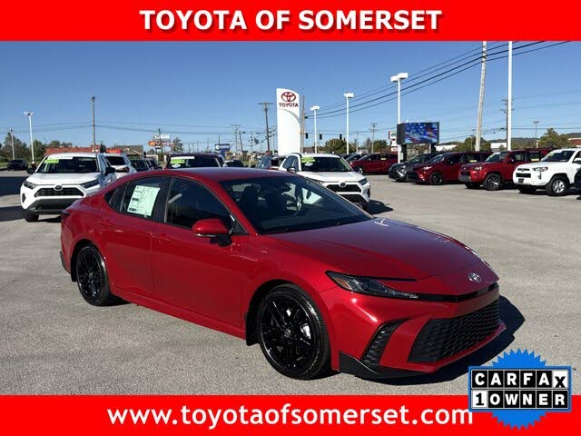 2025 Toyota Camry SE FWD